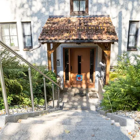 شقة Auf Einem Reiterhof By Interhome *
