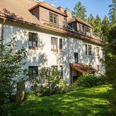 Auf Einem Reiterhof By Interhome